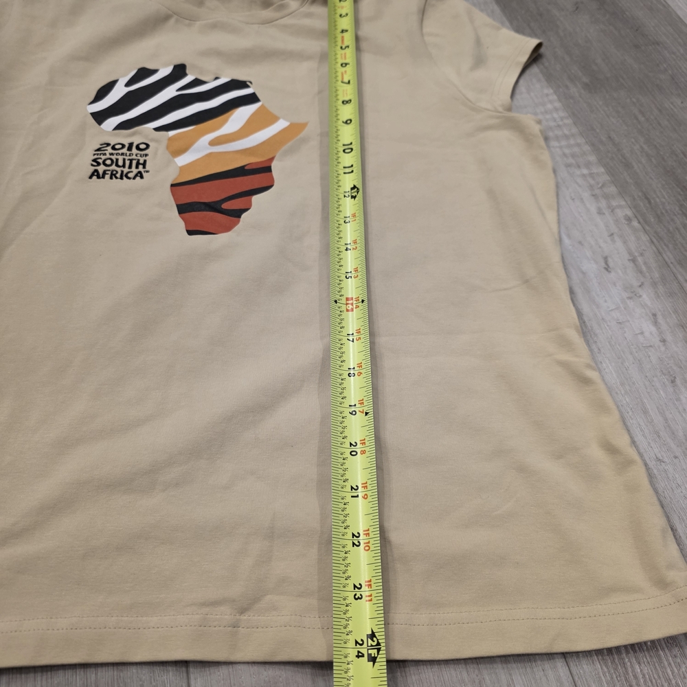 2010 FIFA World Cup South Africa Graphic T-Shirt Beige XL - Picture 8 of 8